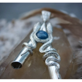 Silver Kuripe Double Cobra with chain and Kyanite
